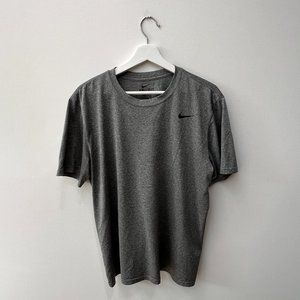 Nike Dry Fit Large T-Shirt
